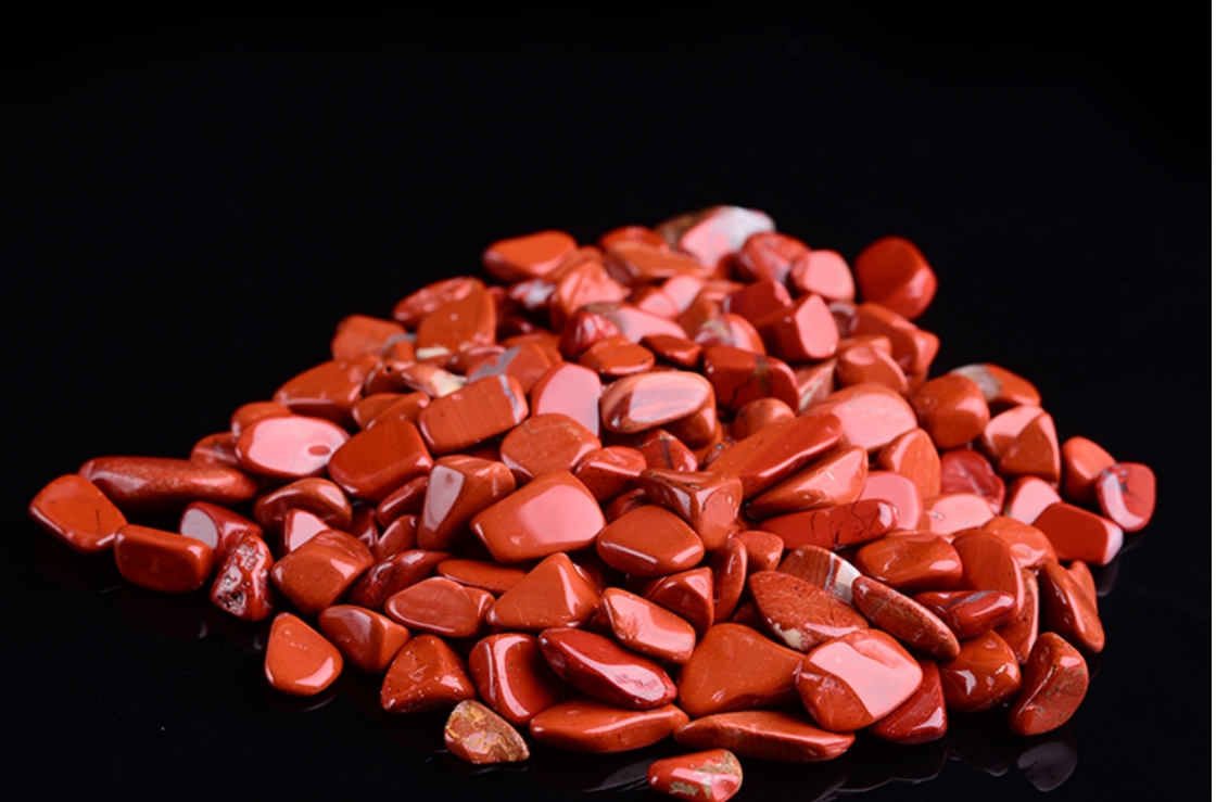 Đá phong thủy Thạch Anh Màu Đỏ (100g)