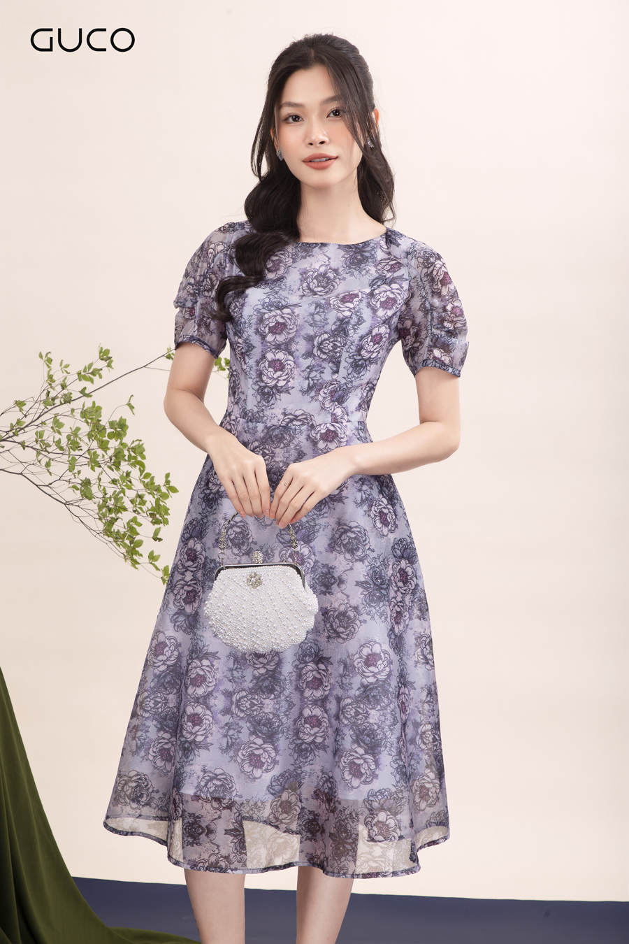 Đầm xòe hoa cổ tròn đắp vai 3720 GUCO