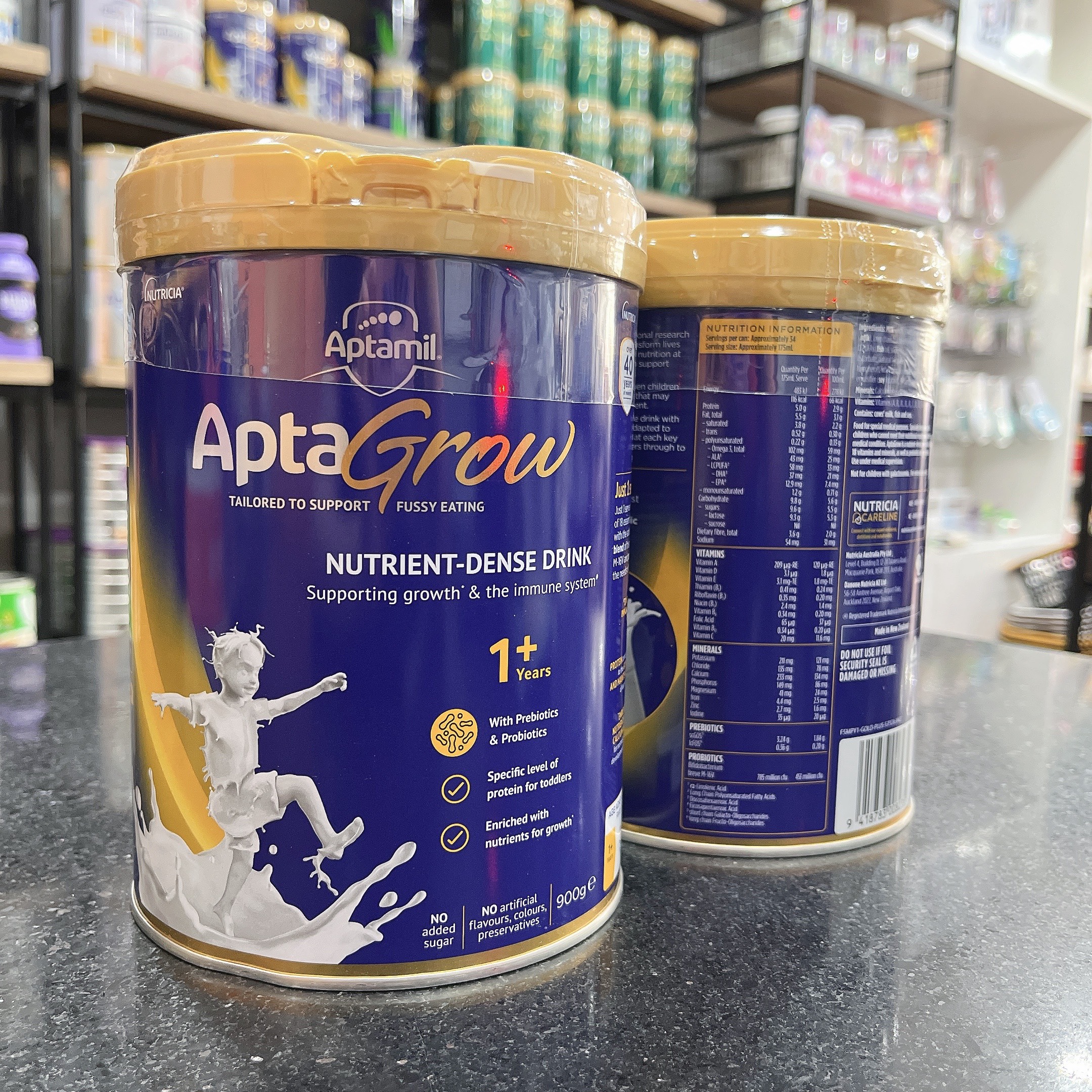 Sữa bột Aptamil Aptagrow 900g