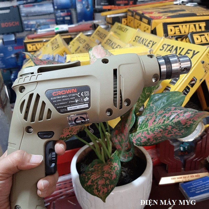 Máy khoan thường CT10070