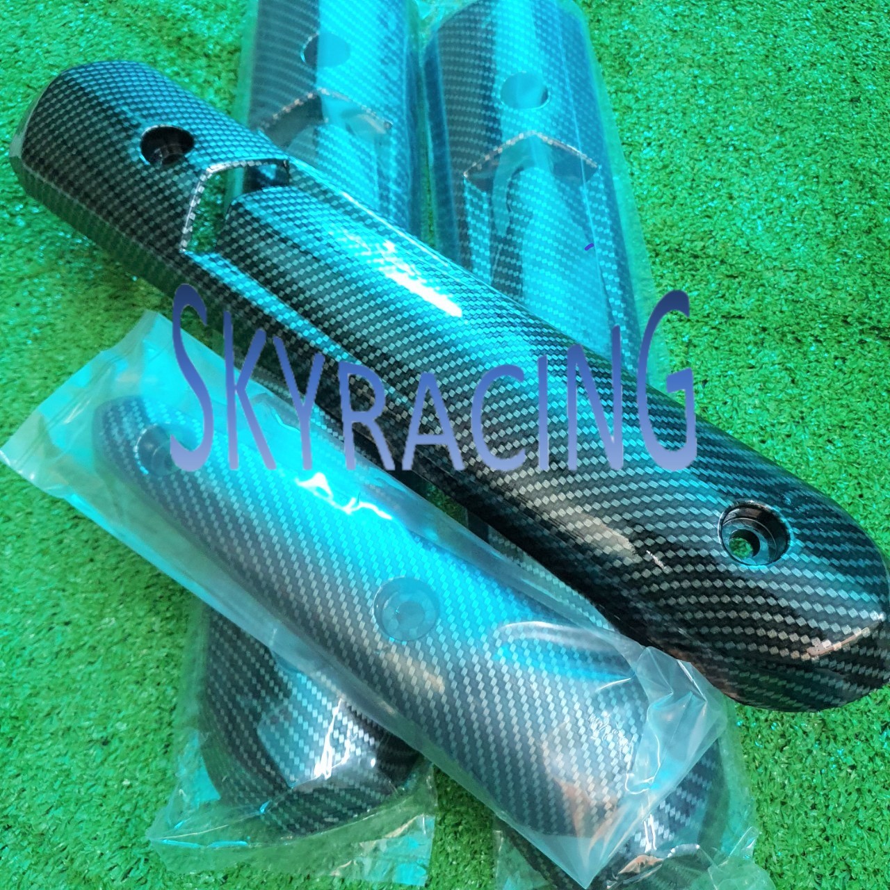 Ốp pô SPARK dành cho xe SIRIUS và nhiều dòng xe khác màu cacbon