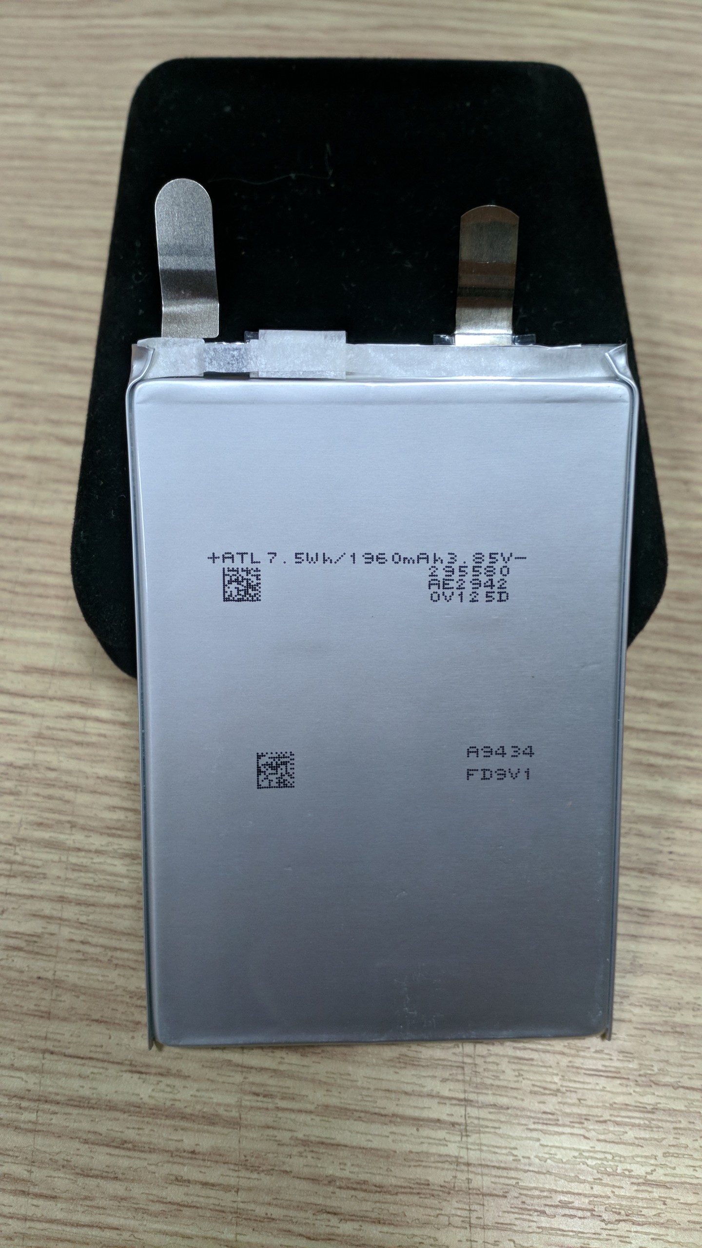 Pin Lithium-Polymer 3.85V 1960mAh size 295580 có mạch bảo vệ !!!