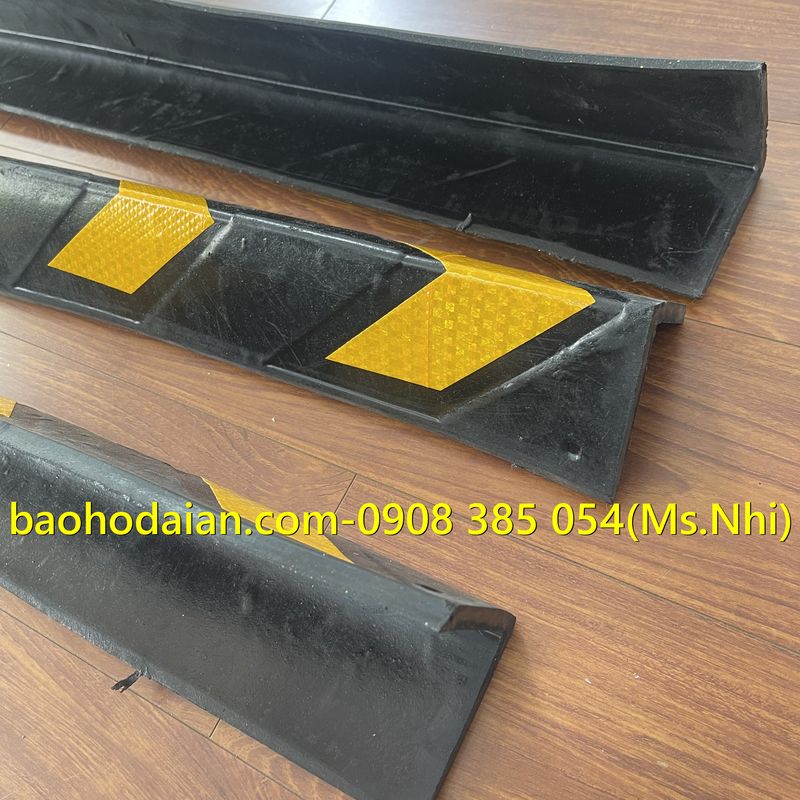 Cao su ốp cột phản quang 8x100x800mm