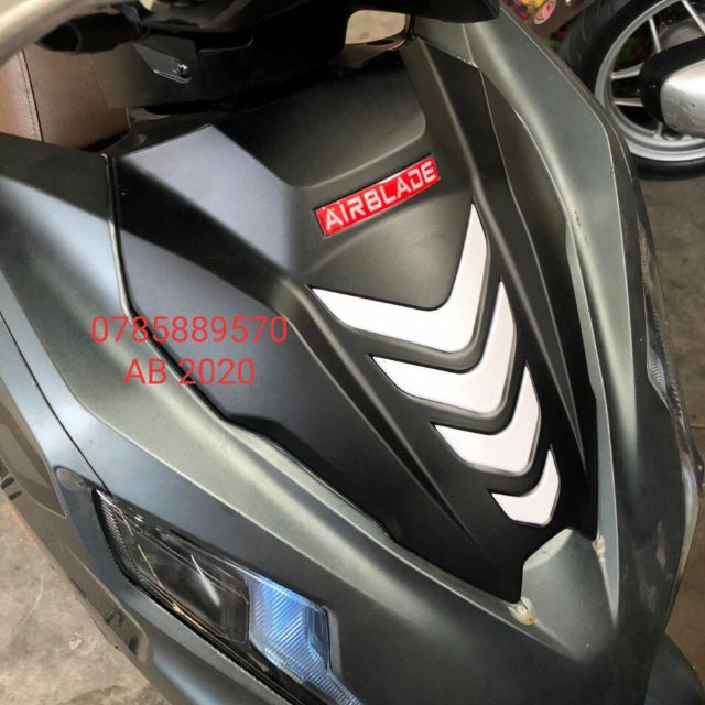 MẶT NẠ 3 SỌC AIR BLADE 2020/2021