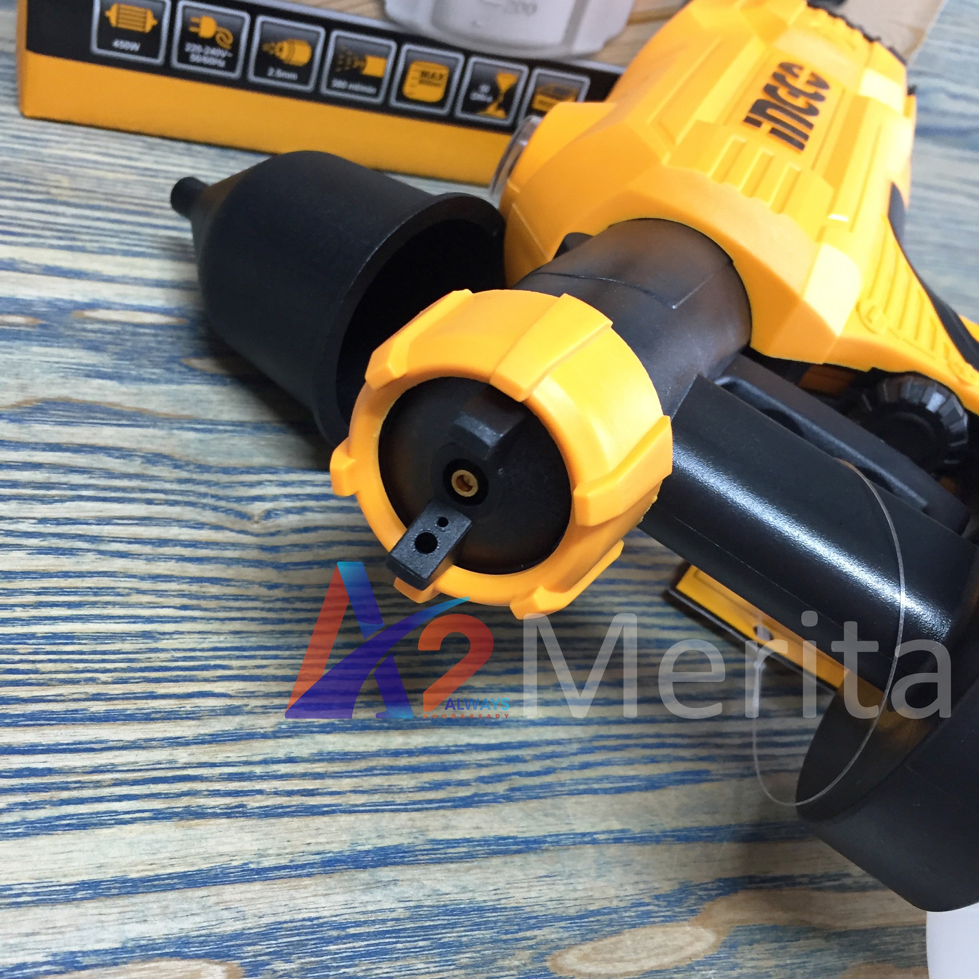 Máy phun sơn cầm tay 450W INGCO SPG3508