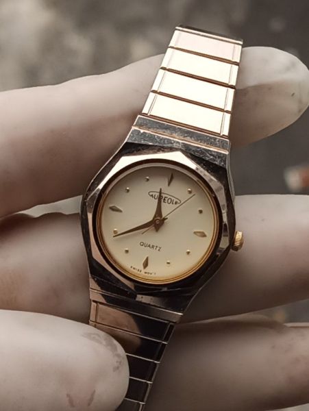 Đồng hồ nữ thương hiệu Aureola Thụy sỹ