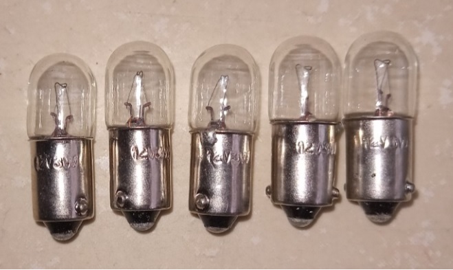 BÓNG ĐÈN SỢI ĐỐT BA9S 12V 3W T10x28