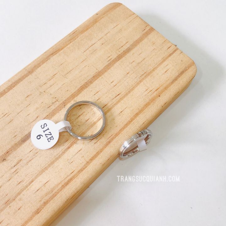 NHẪN TITAN BẠC VIỀN NGOÀI TRƠN