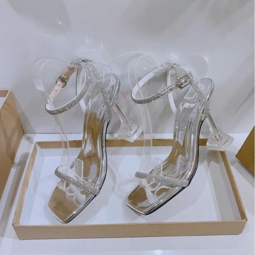 giày sandal 9p dây đá đá siêu sang chảnh chân.