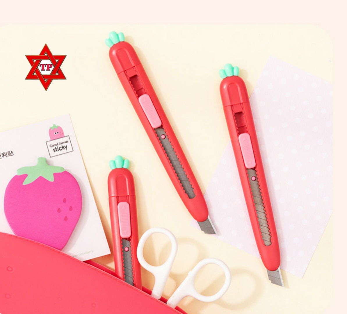 Dao rọc giấy dâu và cà rốt