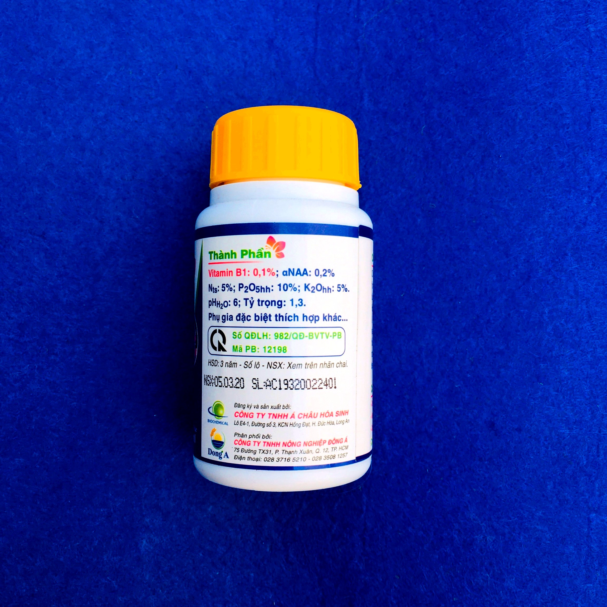 Phân bón lá NPK Super Roots Vitamin B1 chai 100ml