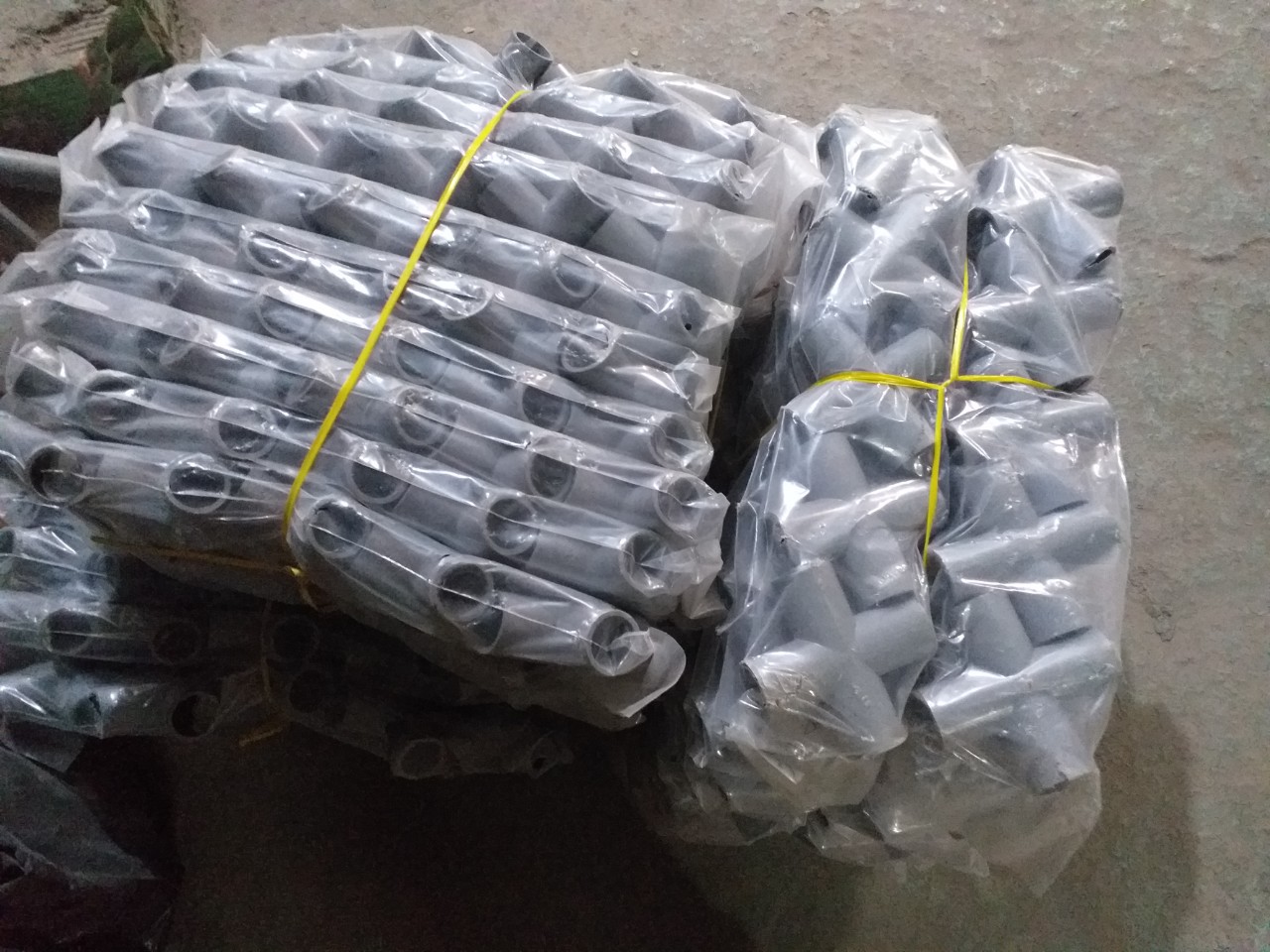 Chữ thập 27 ( dấu cộng ) nhựa PVC