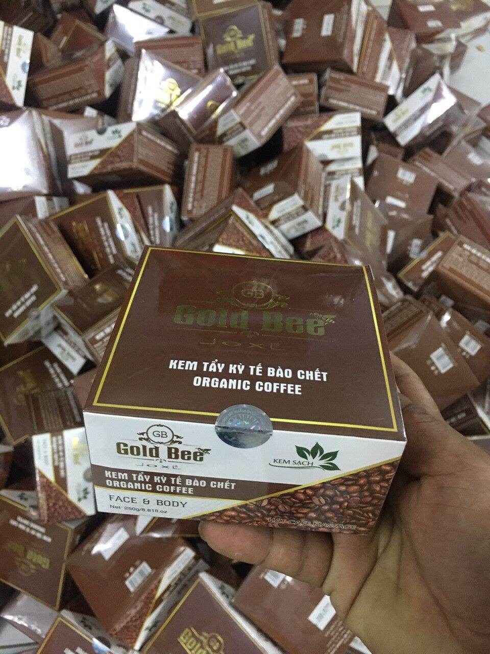 Kem kỳ tế bào chết Cà Phê Gold Bee