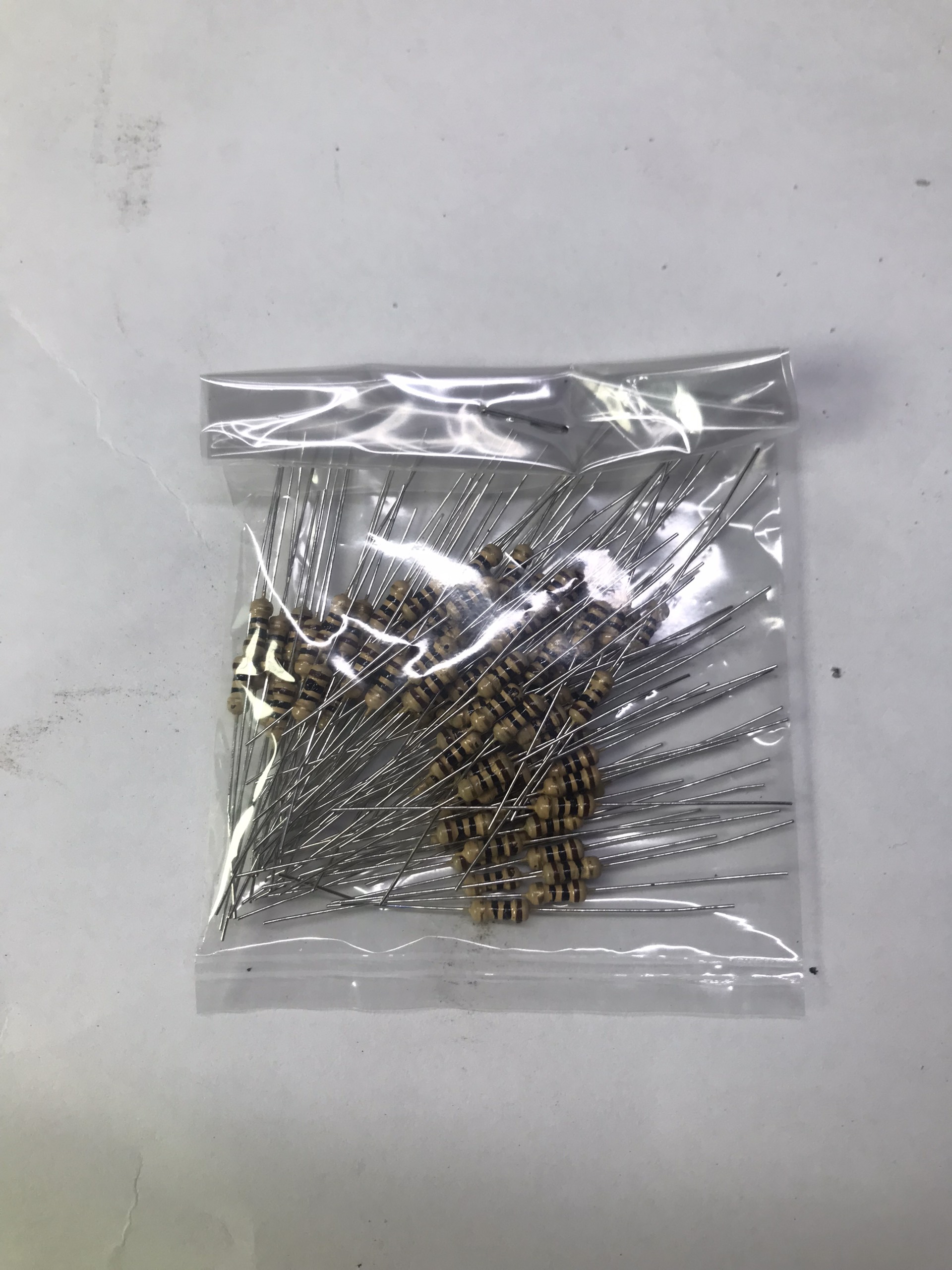 điện trở 10 ôm 1/4w (gói 100 con)