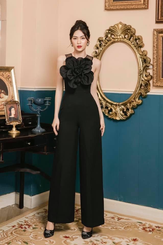 Jumpsuit thiết kế hoa 3D