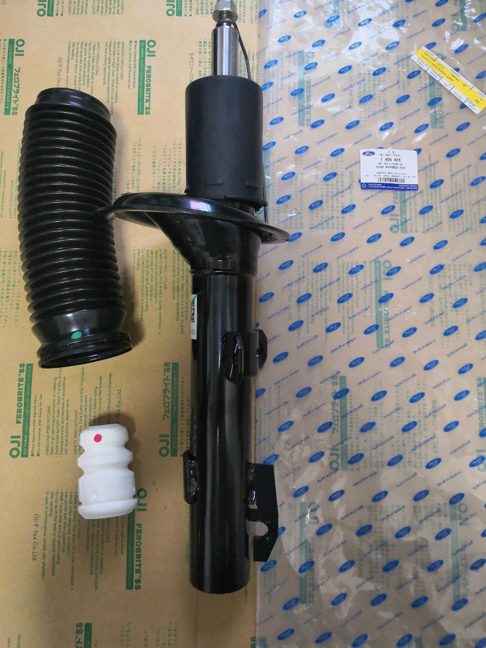 1 cái phuộc nhún trước ford transit 2008-2021 chuẩn ford turkey