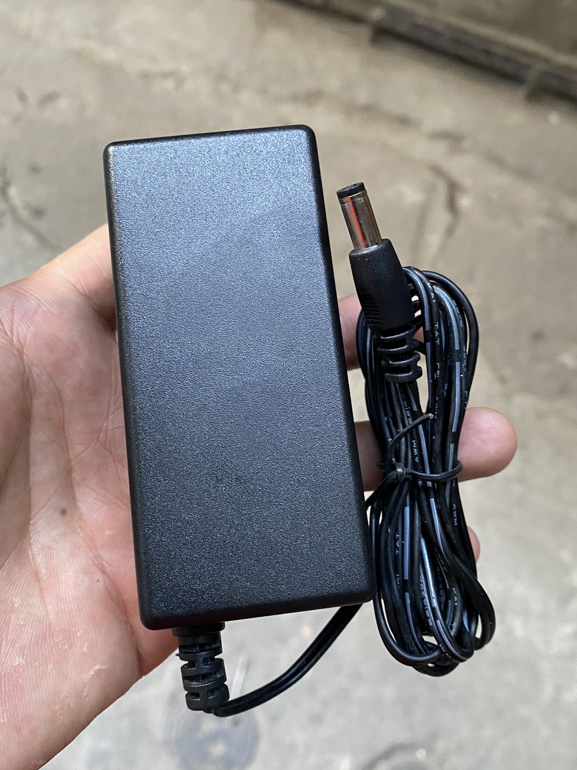 Adapter nguồn 24V 1A xịn chính hãng