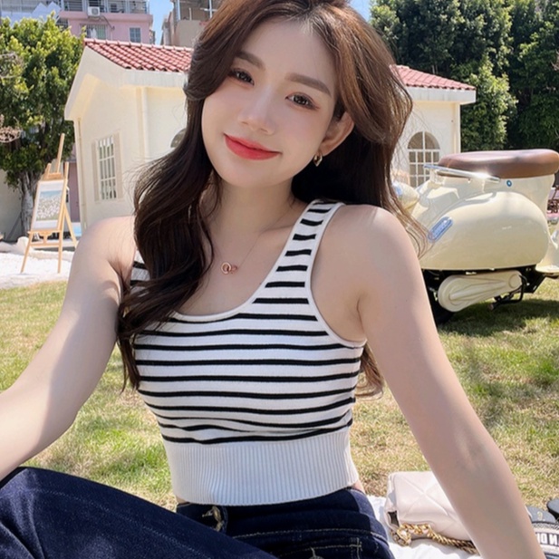 ÁO CROPTOP KẺ ĐEN TRẮNG 6630