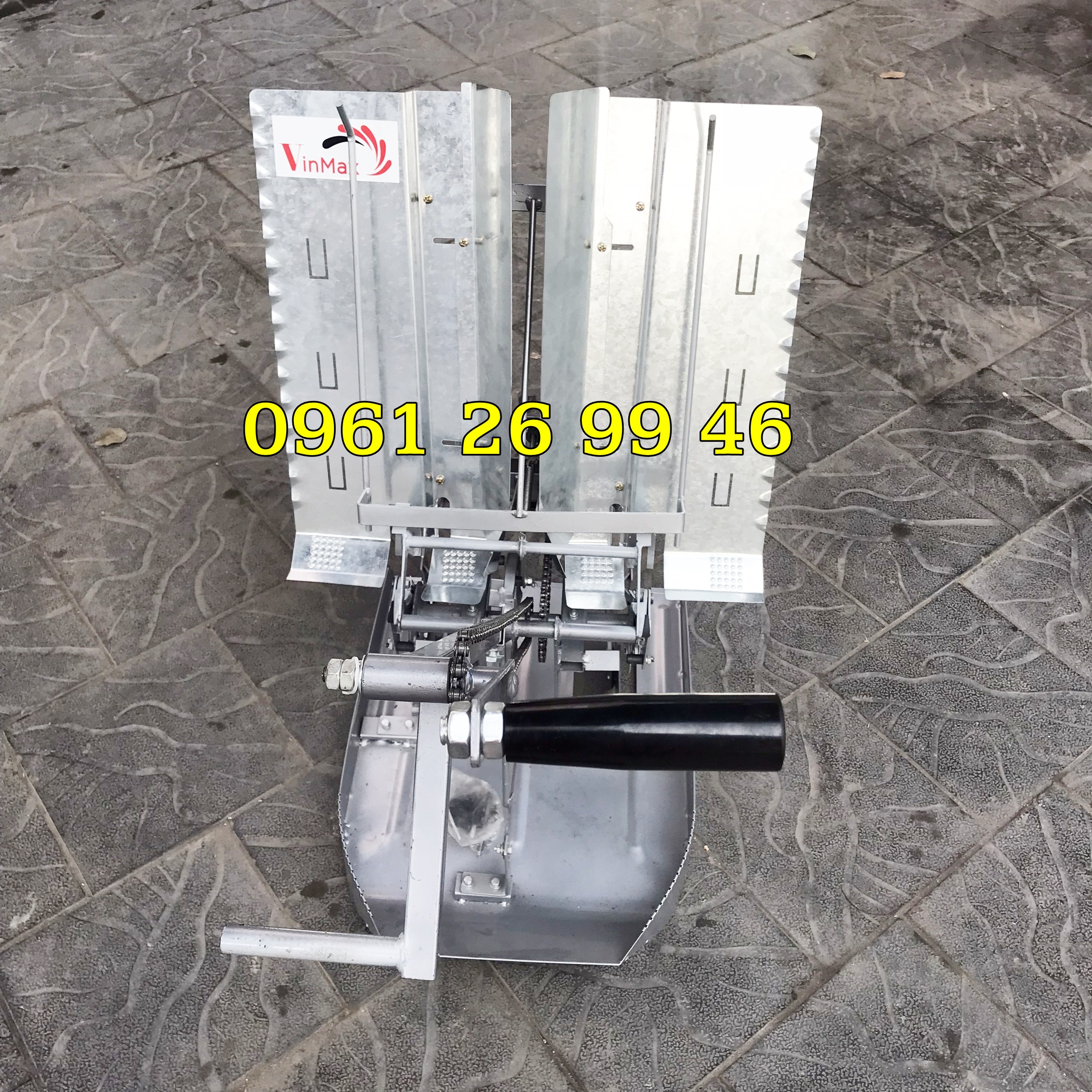 Máy cấy lúa mạ nhổ không động cơ