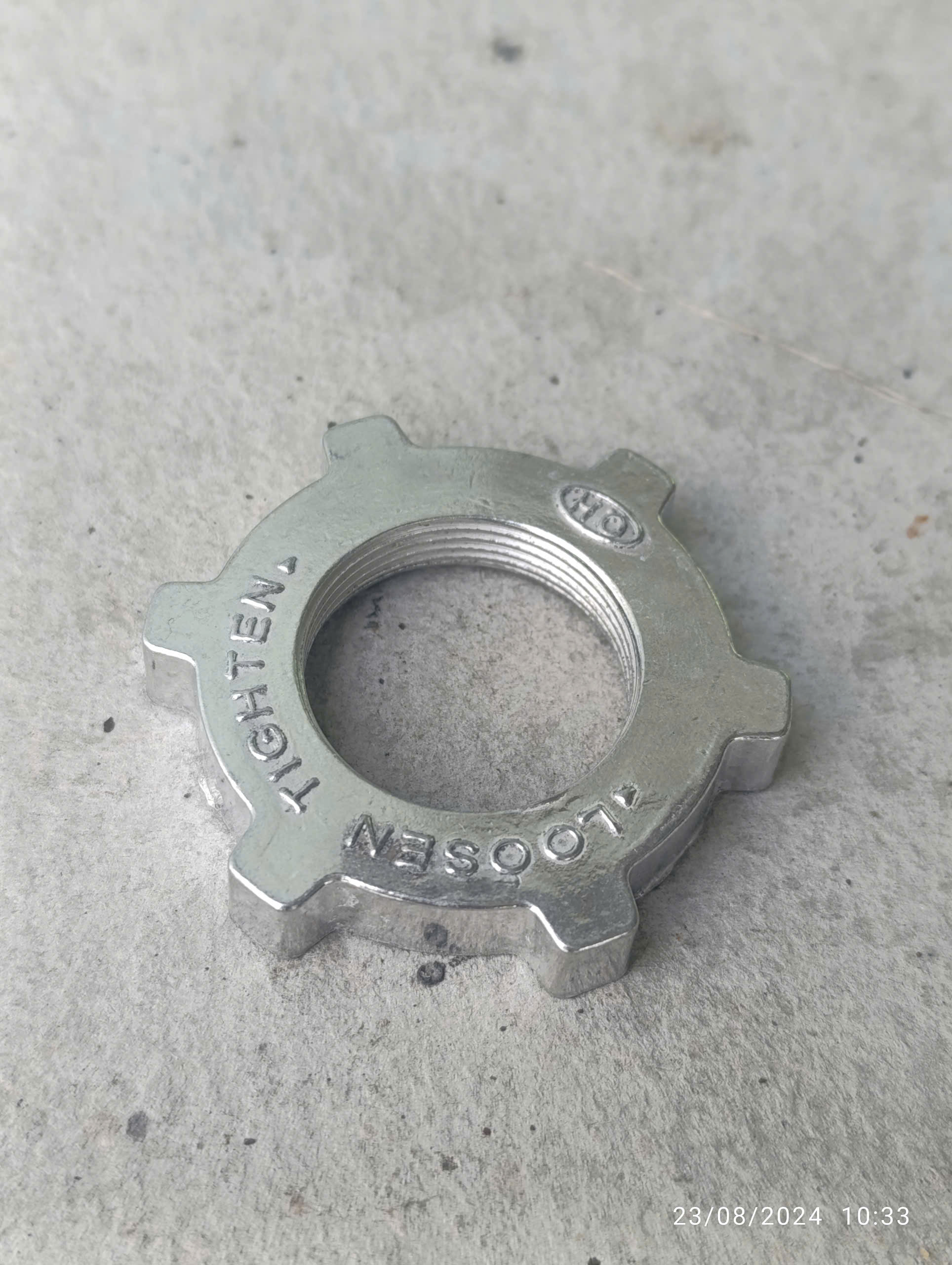 chặn lồng quạt bằng nhôm (2 cái)