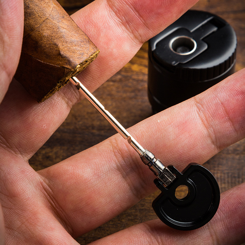 Bật lửa kèm đục, gác điếu và que thông cigar YJA-10018