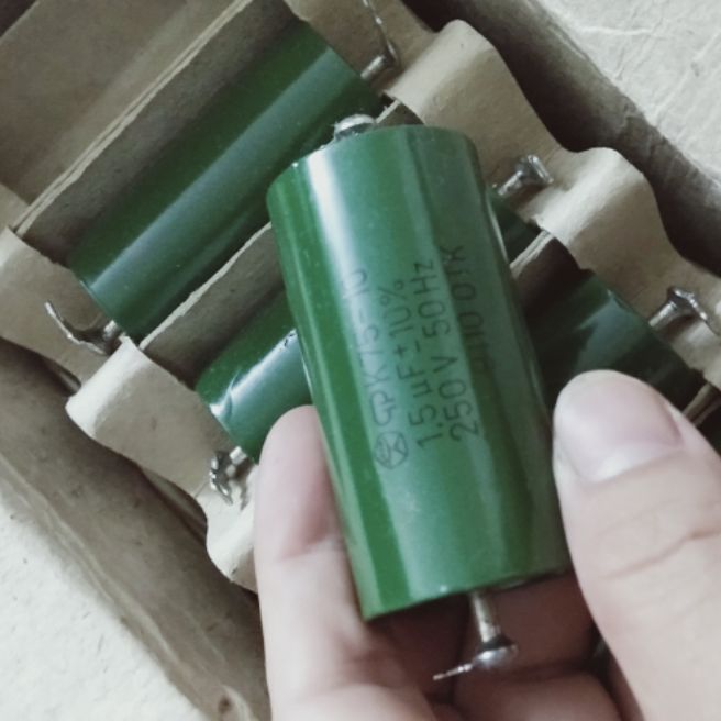 Tụ Nga 1.5uf250v