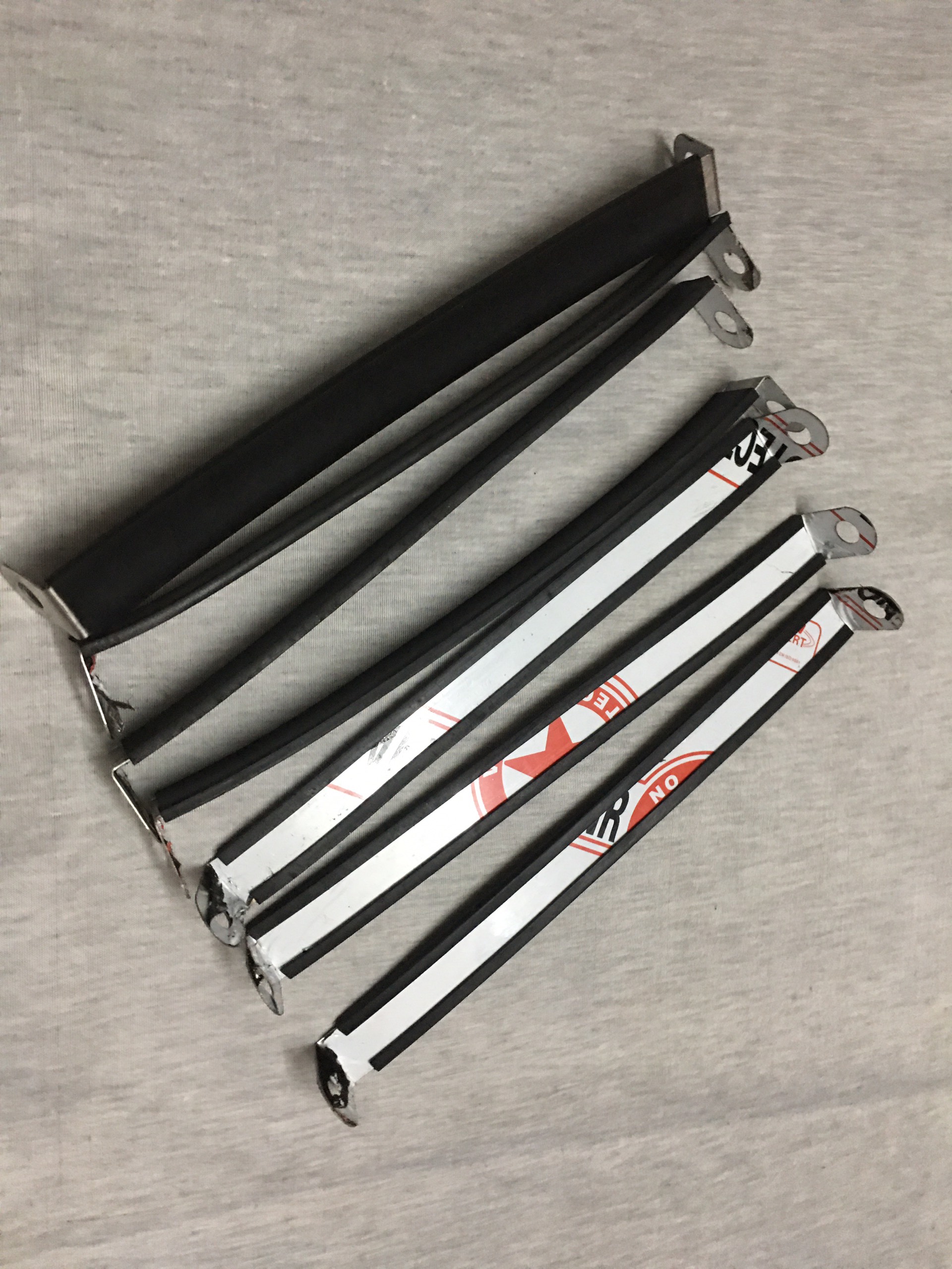 Pas ôm pô Leovince Inox