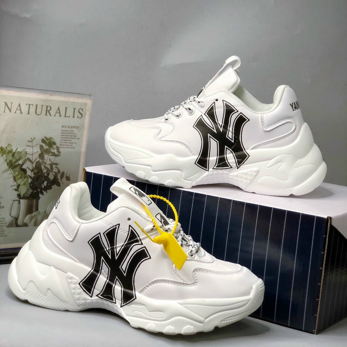 Giày Sneaker MLB Yankess chữ đen NY ( Full box)