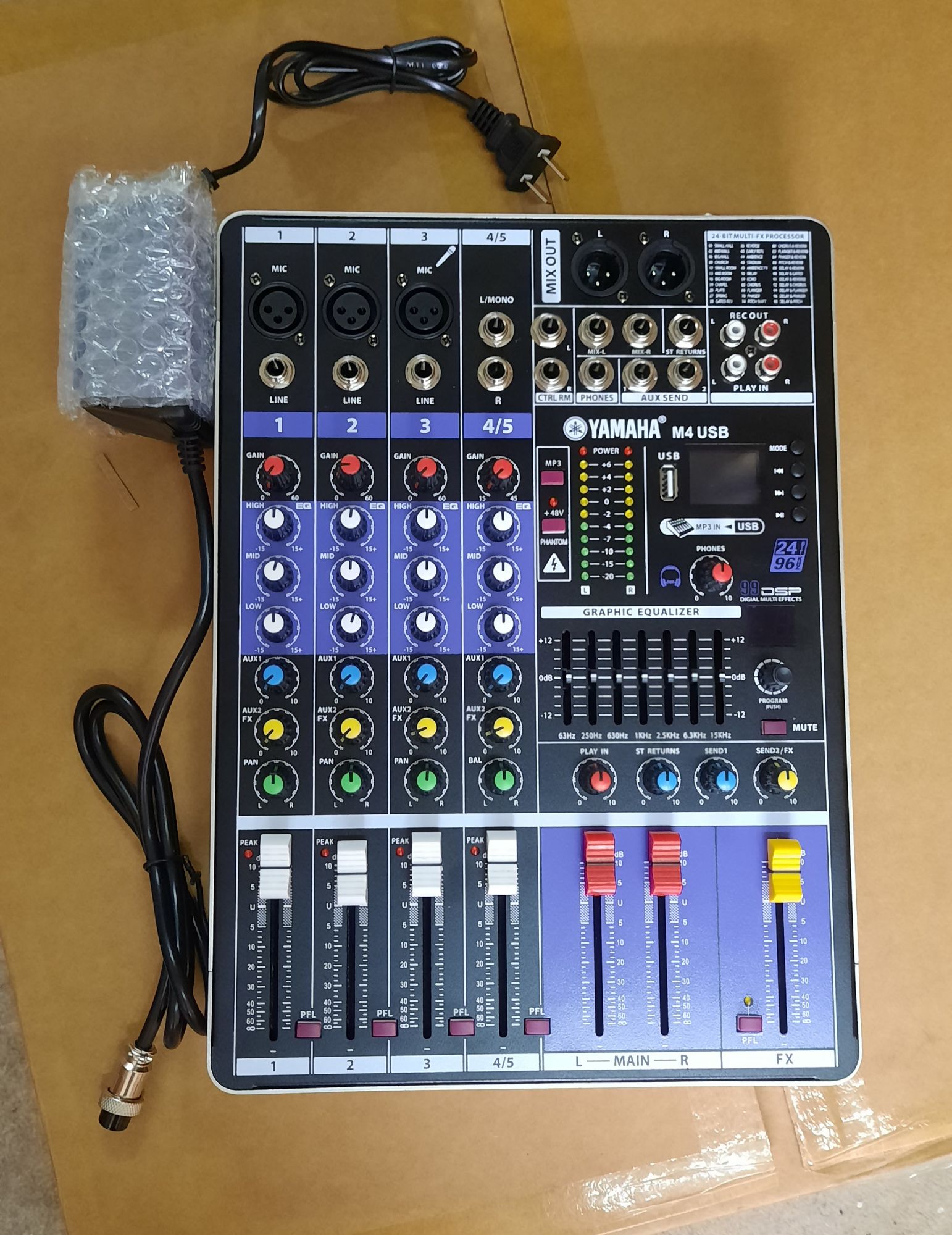 [HCM]Bàn mixer Yamaha M4