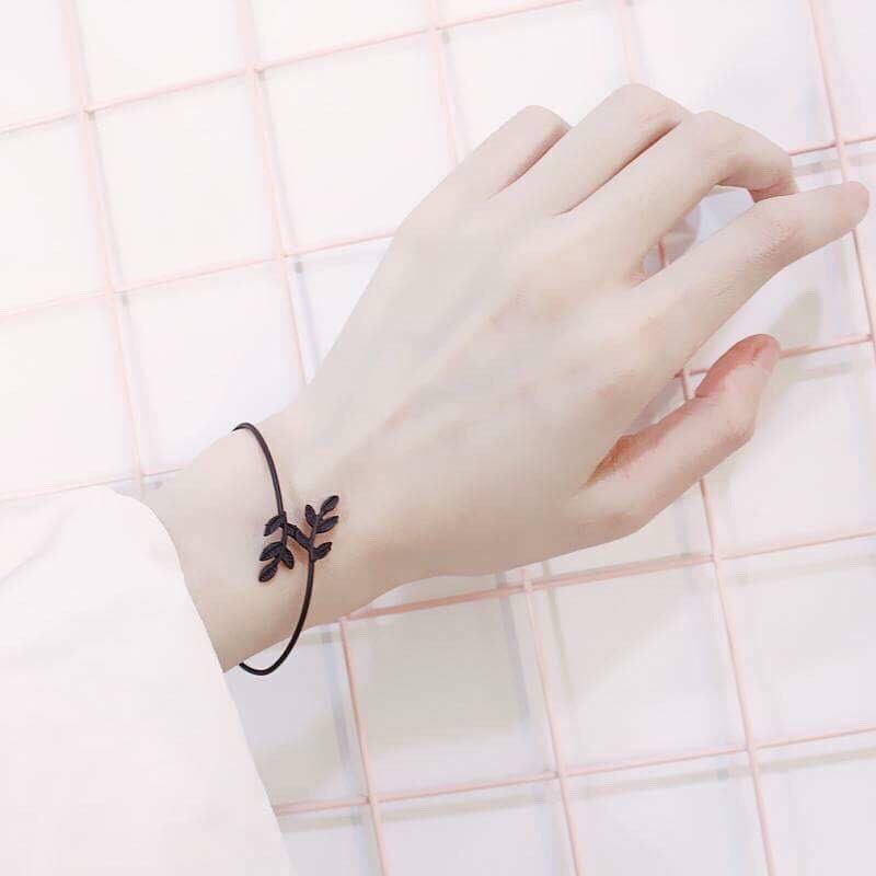 Vòng tay chiếc lá MS92