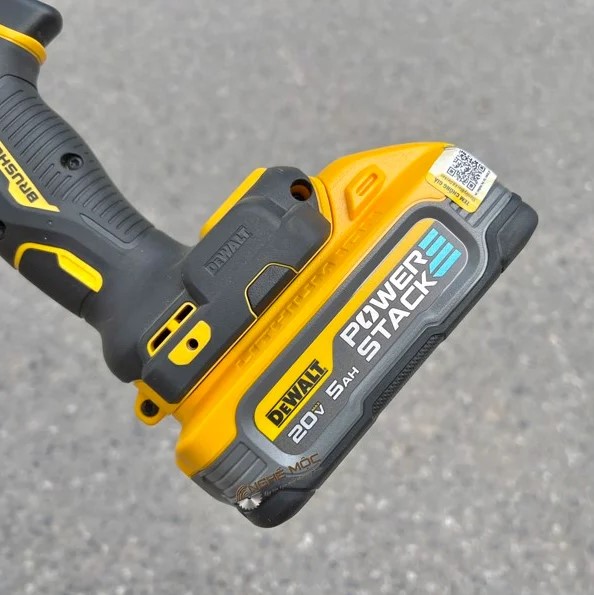 Pin 5a 20v PowerStack Dewalt DCBP520 (hỗ trợ 50% sức mạnh cho máy)