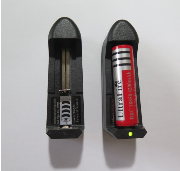 Sạc pin đa năng đơn cho pin lithium 18650 16340 14500 18350 14000