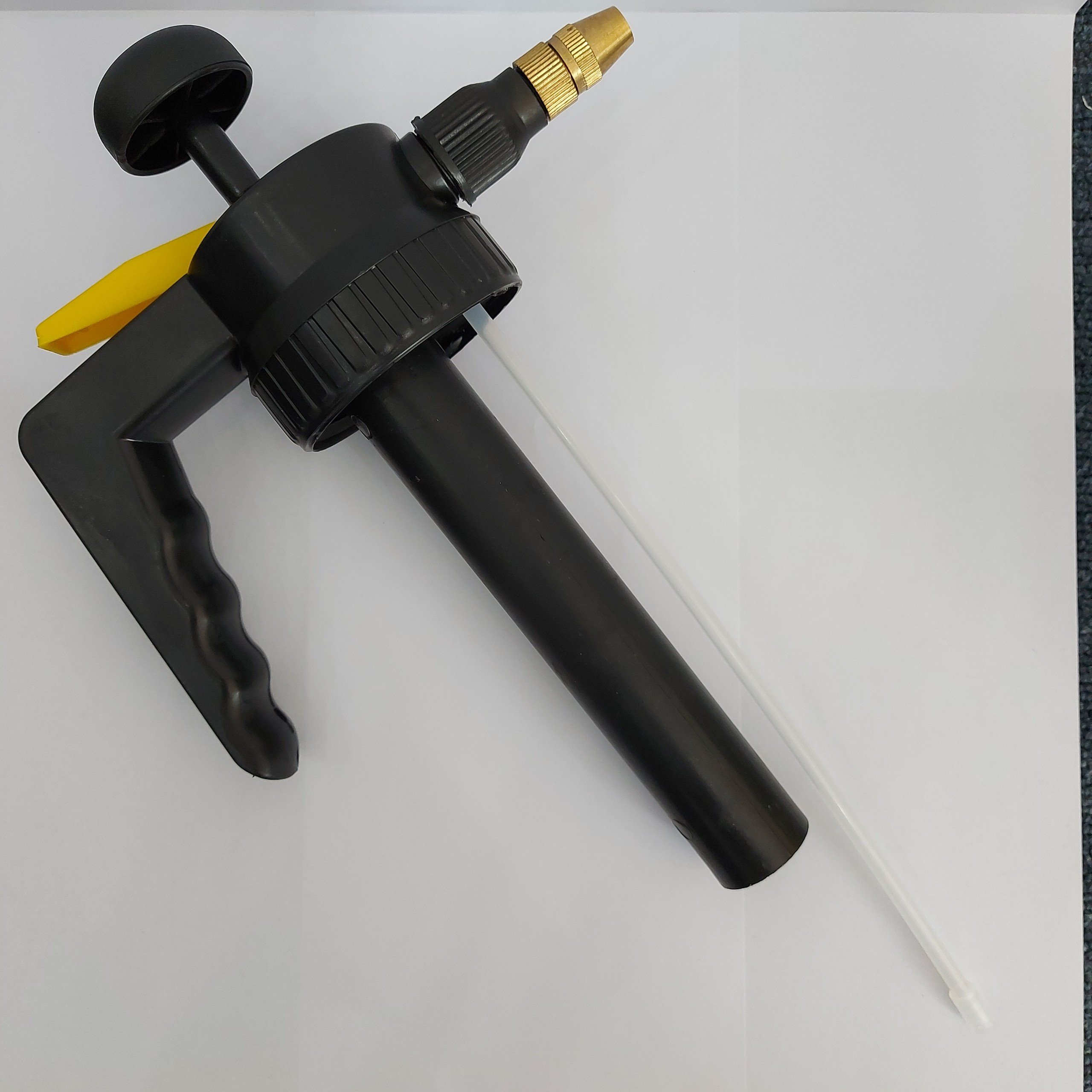Bình xịt 2 lít bơm tay DUDACO (Vàng)
