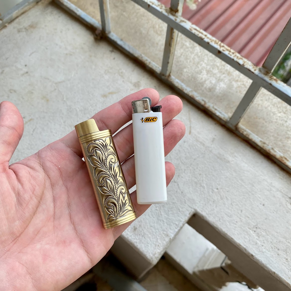 Vỏ Bật Lửa Bic j3 Hoa Văn Kim Loại
