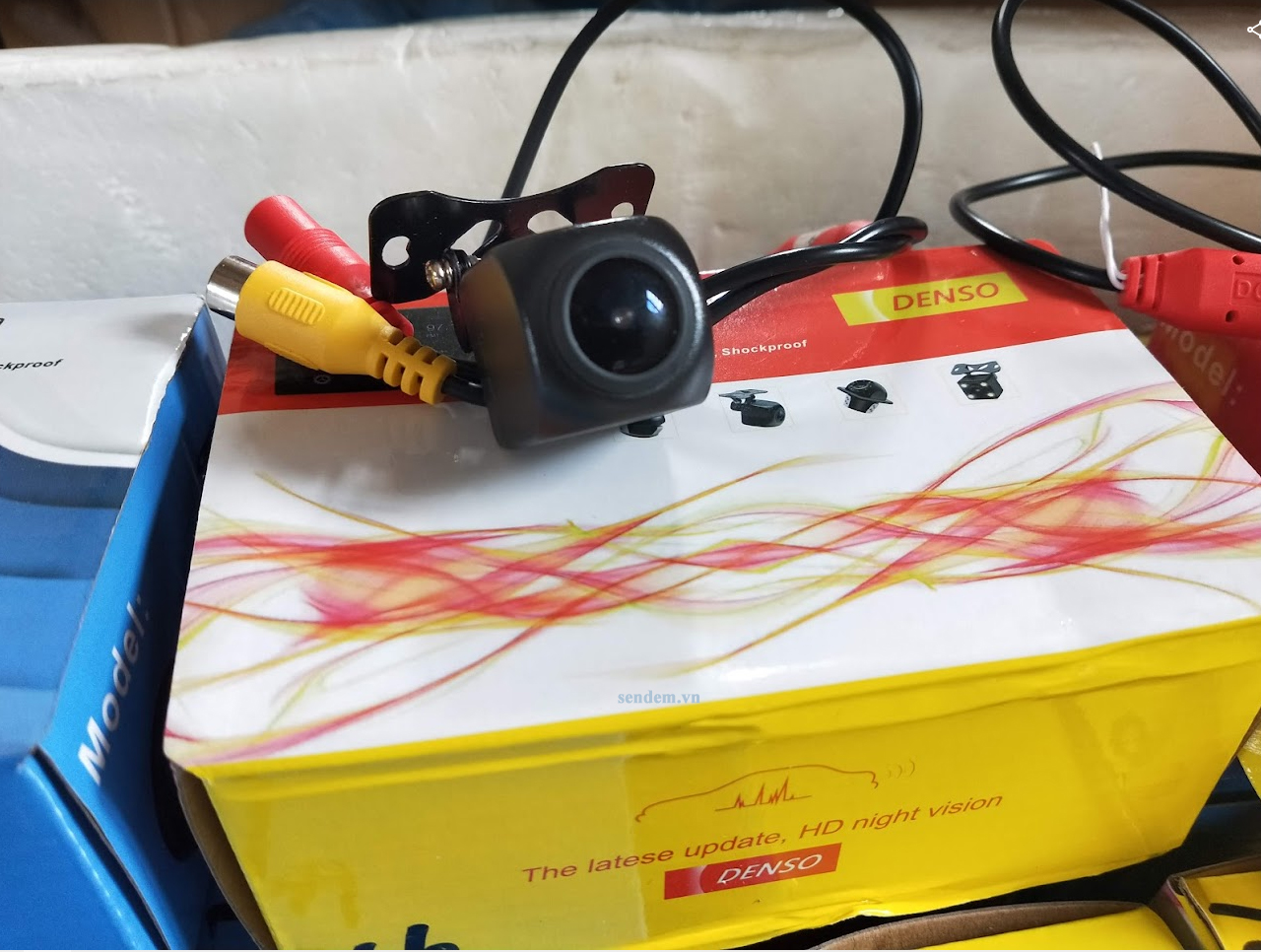CAMERA LÙI Ô TÔ AHD XỊN. Chuẩn full HD 1080P