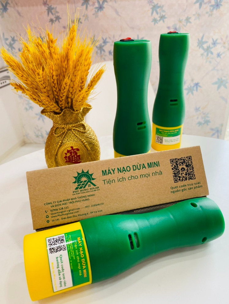 Máy nạo dừa cầm tay mini - Phú Hưng