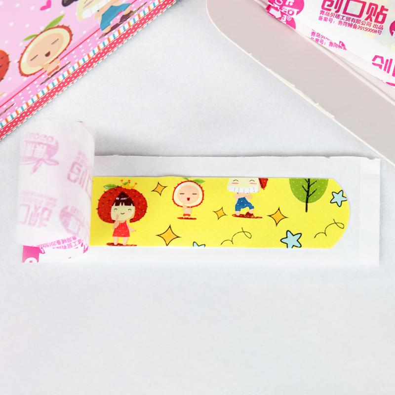 Hộp 120 Miếng Dán Vết Thương Cute