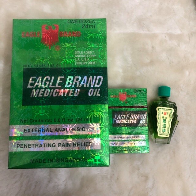 Dầu Gió Xanh Con Ó Eagle 2 Nắp Singapore (24ml)