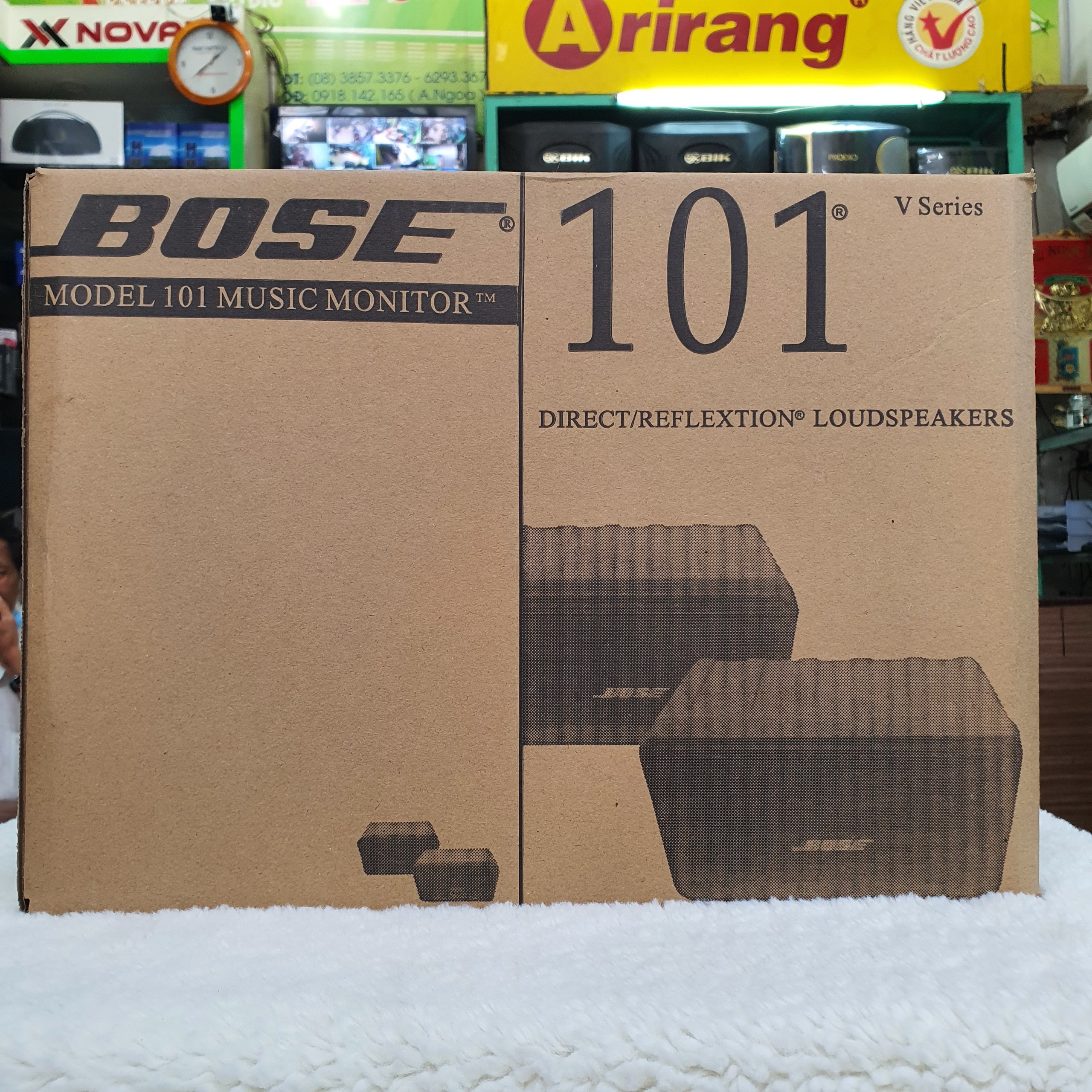 Loa trợ lời Bose 101