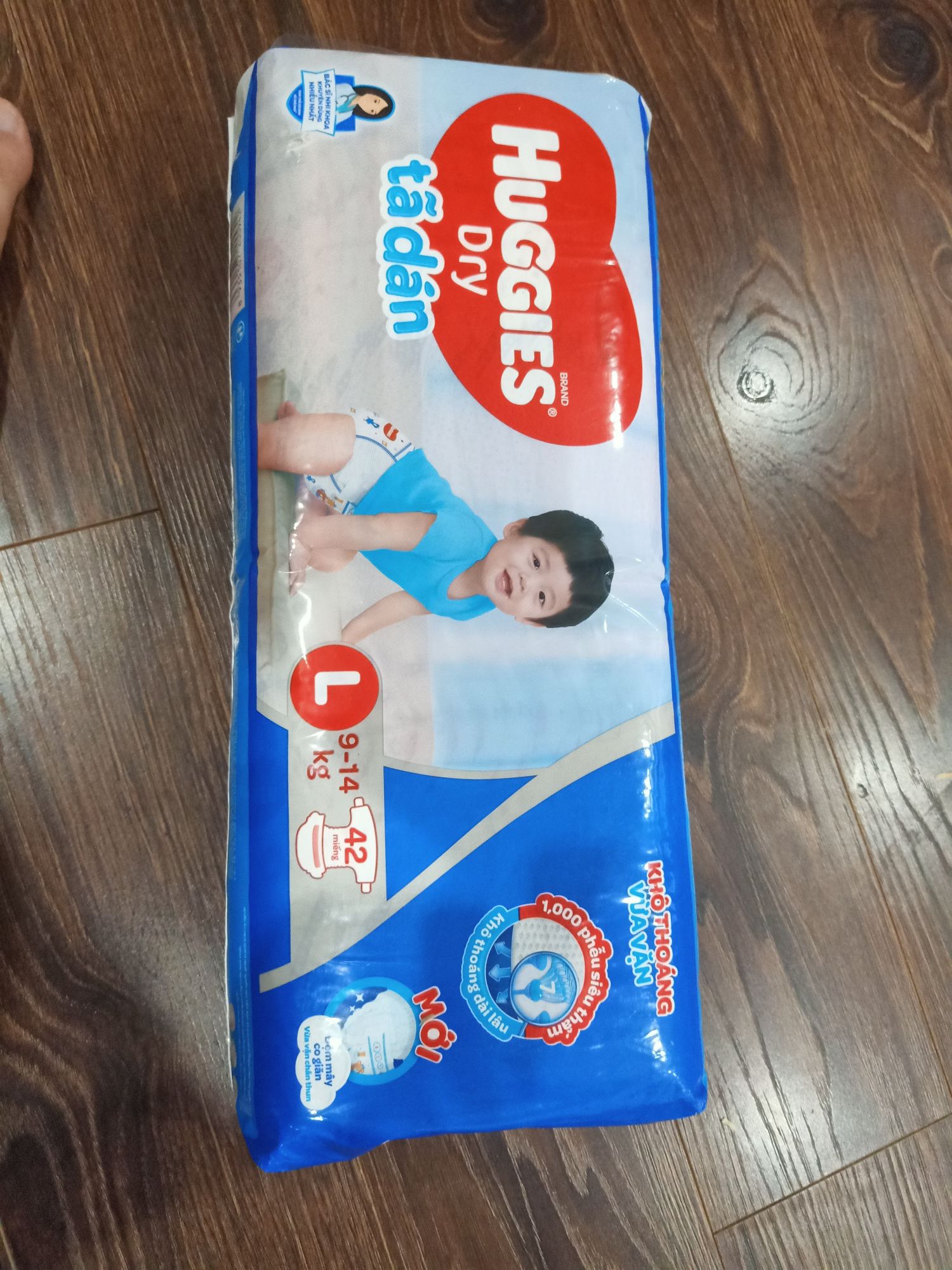 Tã dán Huggies đủ size S (56 miếng), M ( 48 miếng),L (42 miếng)