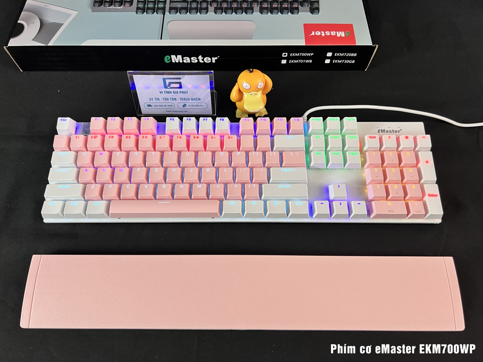 Bàn phím cơ Gaming EMASTER EKM700WP Hồng - Trắng (Full size 104 phím, Blue switch, kèm kê tay)