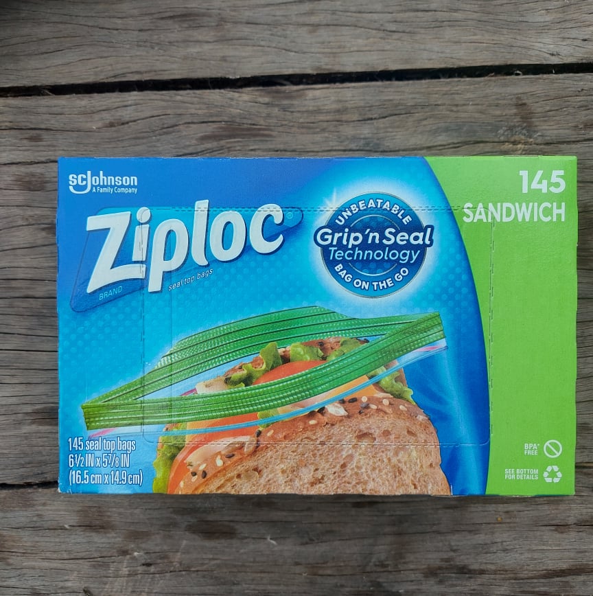 HỘP 145 TÚI TRỮ THỰC PHẨM TỦ ĐÔNG - KHOÁ DÁN Ziploc Easy Open Tabs Sandwich Bags