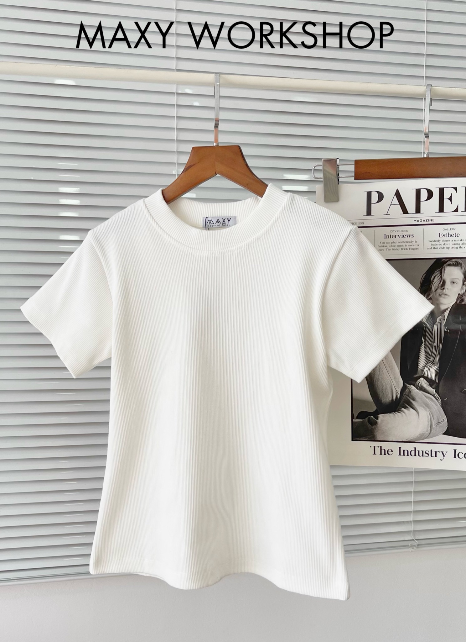 Áo thun nữ cổ tròn form ôm Short Tee Maxy Workshop