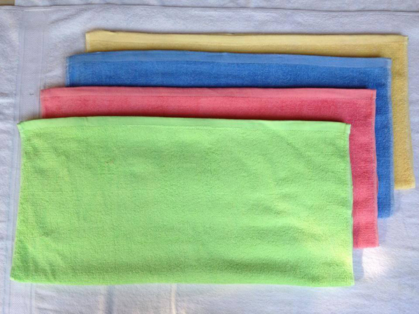 COMBO 10 KHĂN TRẮNG/MÀU KÍCH THƯỚC 28CM X 28CM