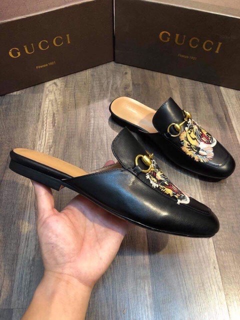 sục nam da pu dáng giày lười mác hổ thêu sắc nét