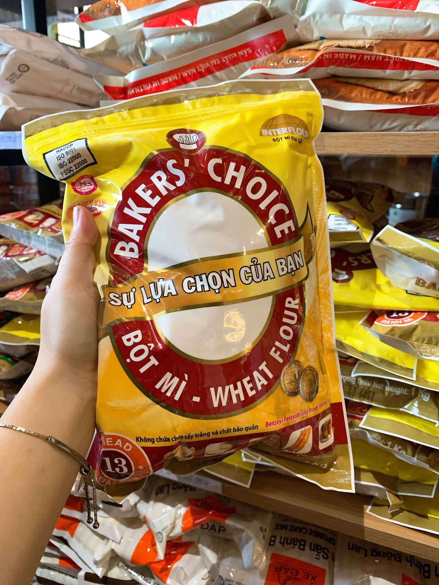 Bột mì số 13 Hiệu Baker's Choice