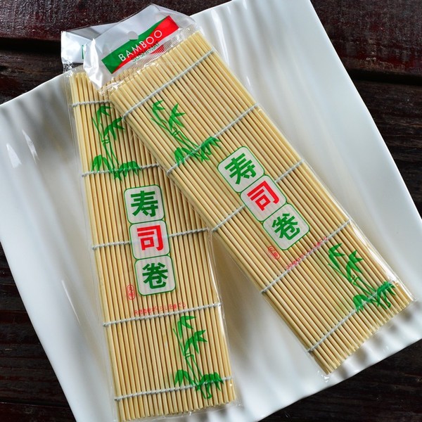 MÀNH TRE CUỘN CƠM, KIMBAP