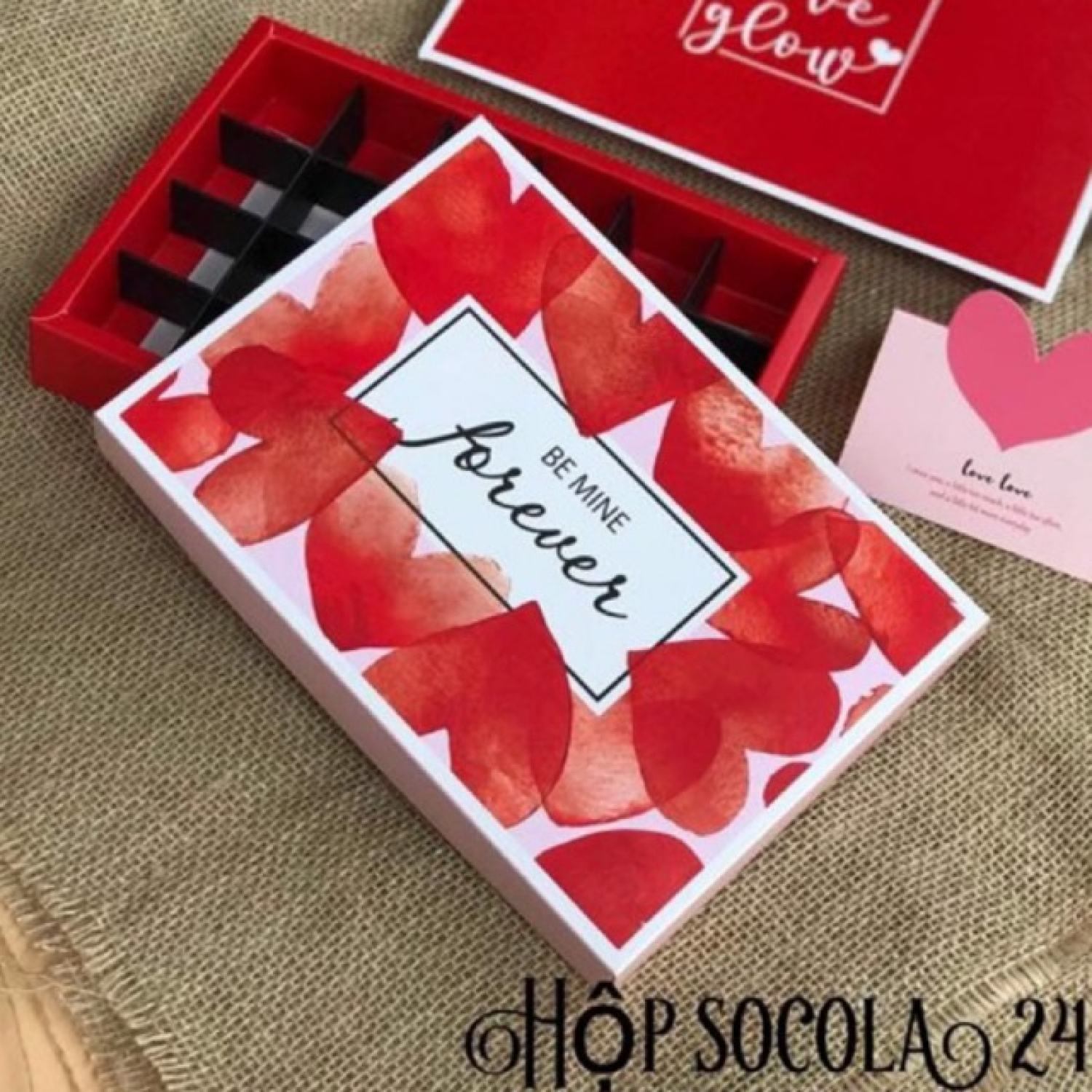 Hộp socola hình tim 24 viên