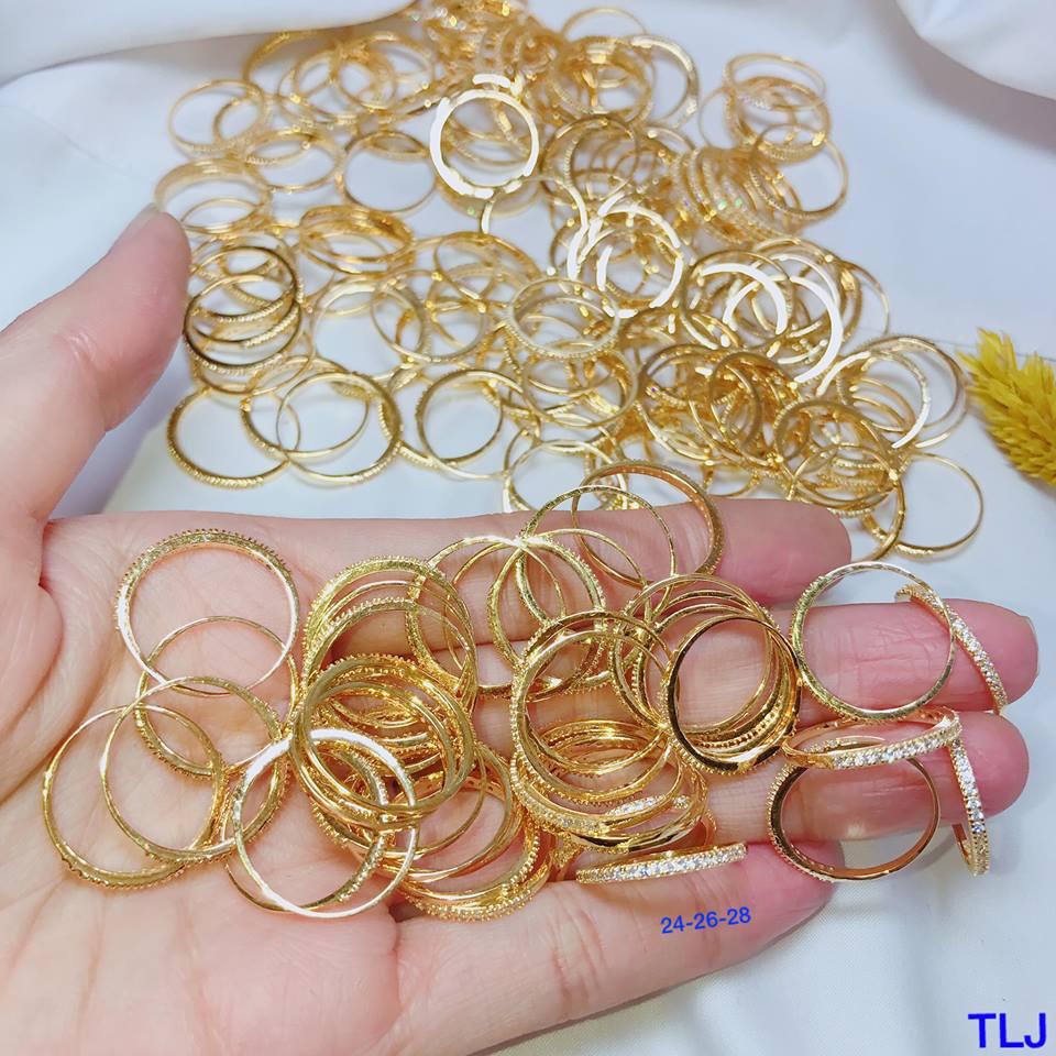 Nhẫn nữ bằng vàng tây một hàng đá