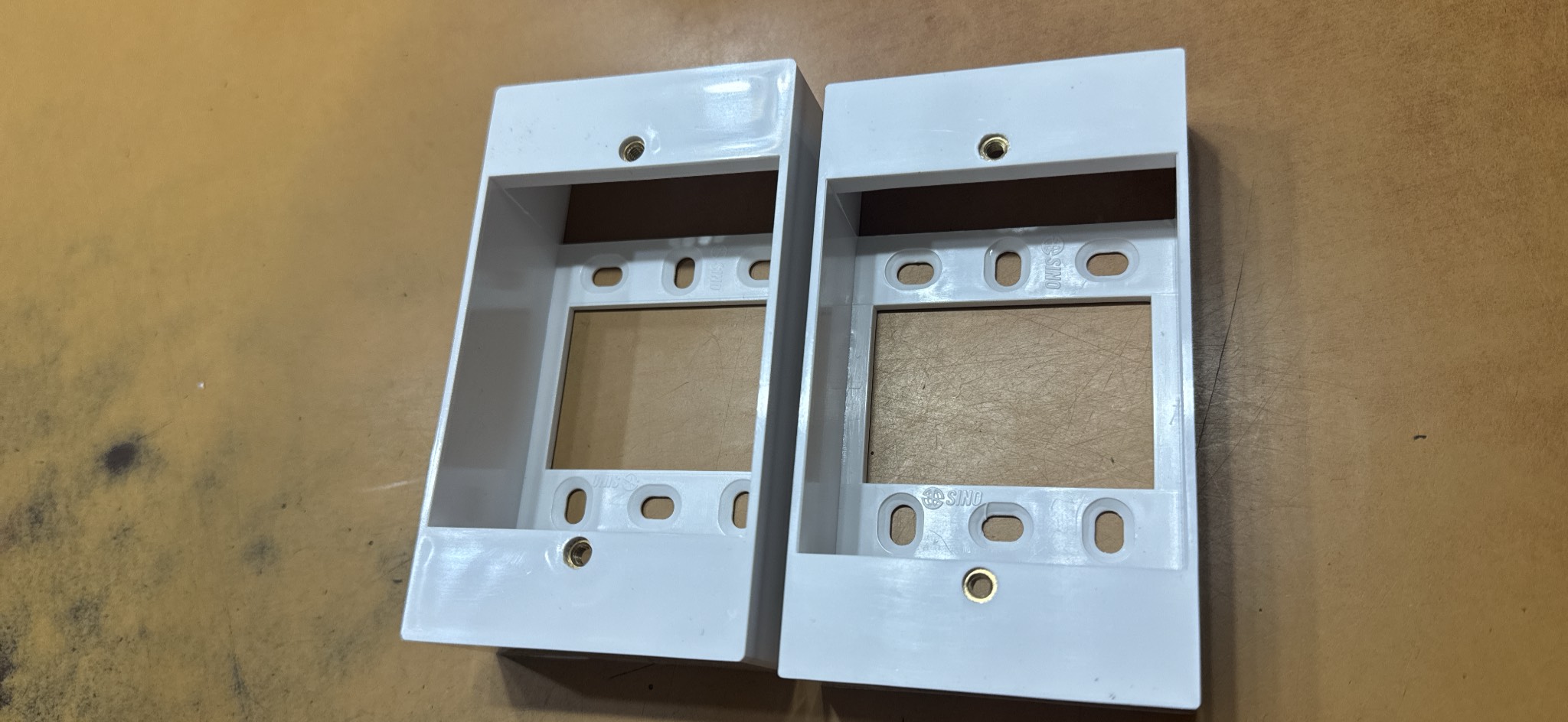 (Combo 10c )Đế nổi cao, đế nổi thấp sino Vanlock